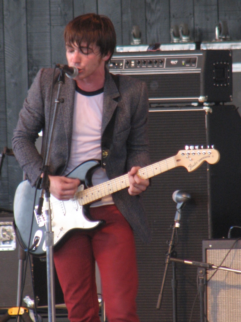 2009/07(July)/Drake_Bell/800x600_20100206 257.JPG
